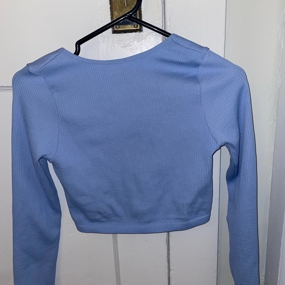 Sommer Ray medium ribbed blue crop top - Picture 4 of 4